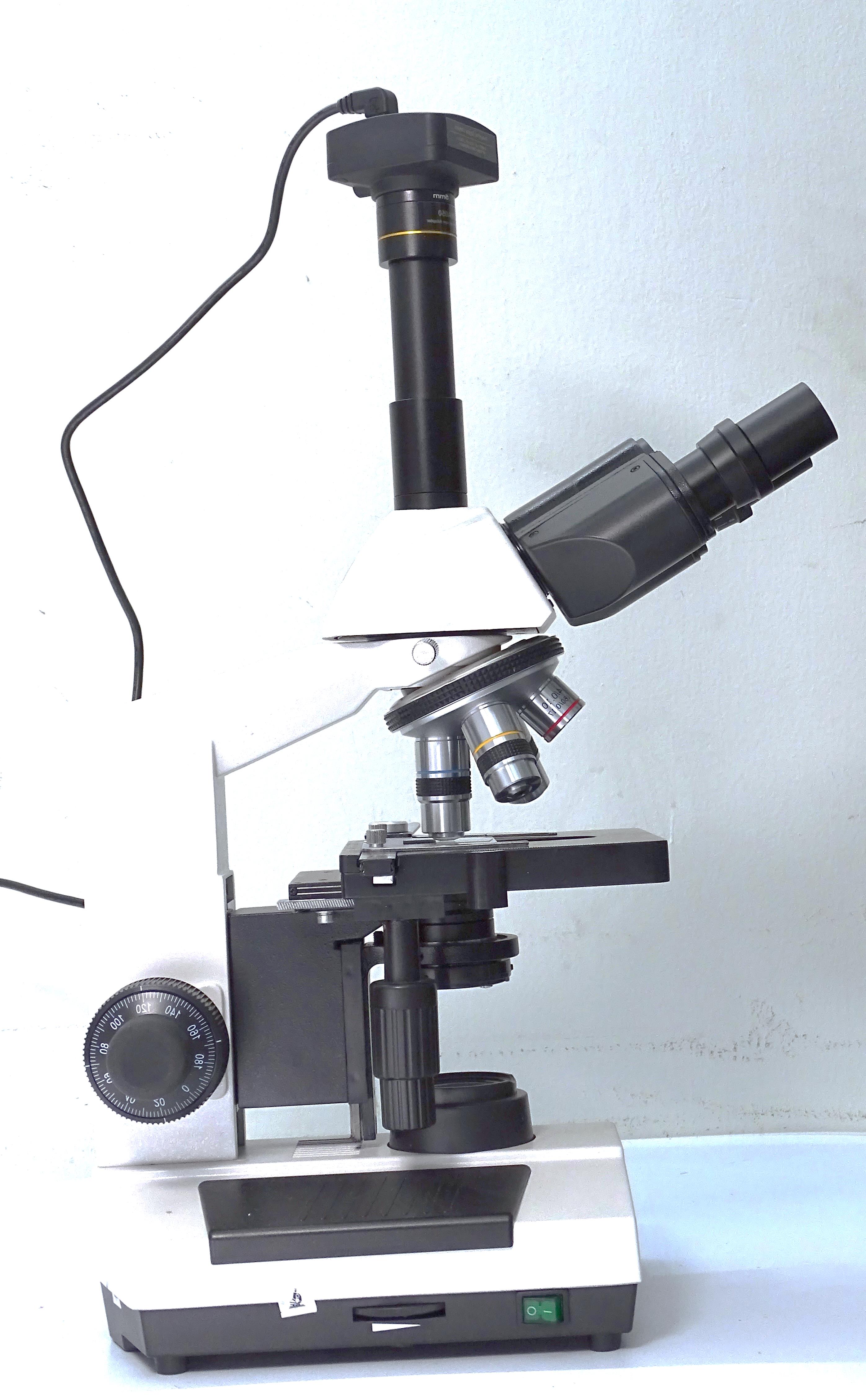 tl_files/2020/Microscopio digital Microscopiodigital con oculares frontales.jpg